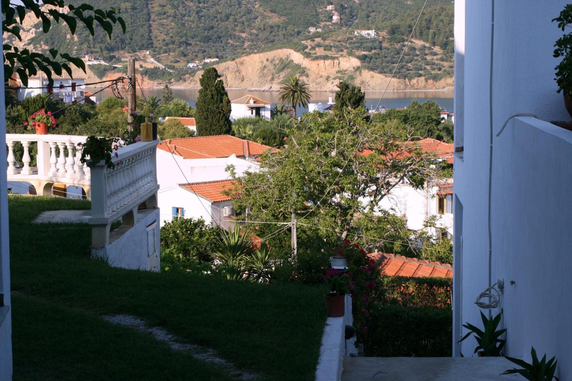 Albatros Hotel Skopelos Town Exterior photo